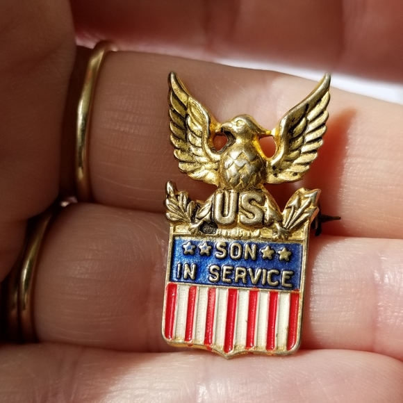 Relisted - Vintage Coro Son in Service brooch pin WWII eagle gold tone - Picture 4 of 8